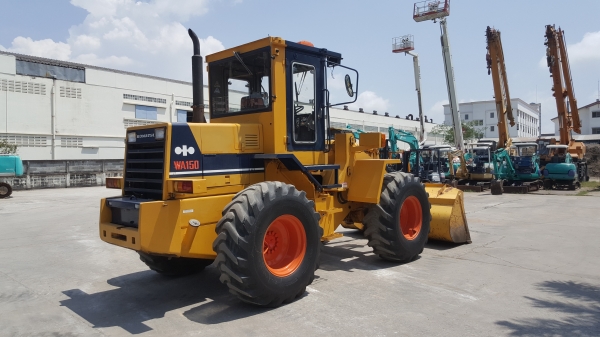 รถตัก WA150-1