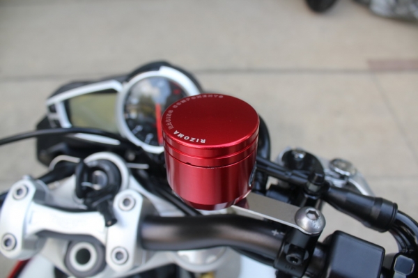 Triumph Street Triple675 R