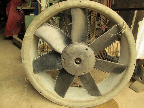 ขายพัดลมขนาดใหญ่30นิ้ว ลมแรงมากๆใช้ไฟ3เฟส380โวล์ท ขายพัดลมขนาดใหญ่30นิ้ว ลมแรงมากๆใช้ไฟ3เฟส380โวล์ท