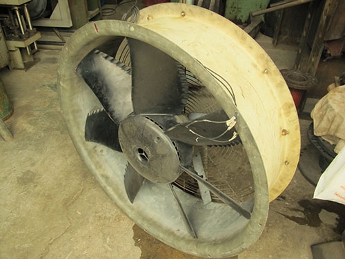 ขายพัดลมขนาดใหญ่30นิ้ว ลมแรงมากๆใช้ไฟ3เฟส380โวล์ท ขายพัดลมขนาดใหญ่30นิ้ว ลมแรงมากๆใช้ไฟ3เฟส380โวล์ท