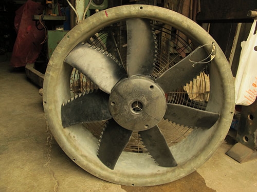 ขายพัดลมขนาดใหญ่30นิ้ว ลมแรงมากๆใช้ไฟ3เฟส380โวล์ท ขายพัดลมขนาดใหญ่30นิ้ว ลมแรงมากๆใช้ไฟ3เฟส380โวล์ท