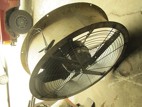 ขายพัดลมขนาดใหญ่30นิ้ว ลมแรงมากๆใช้ไฟ3เฟส380โวล์ท