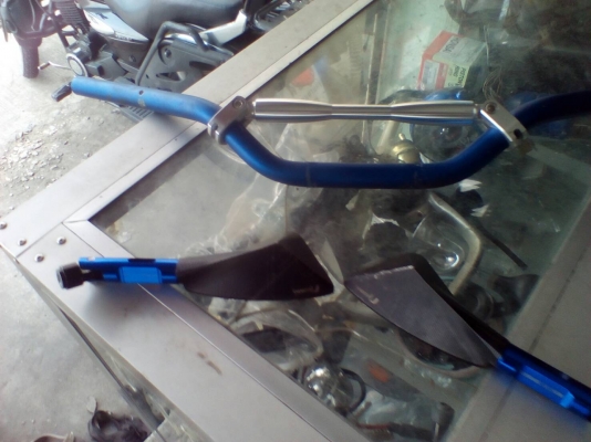 มีกระจกแฮนด์ขายแล้ว