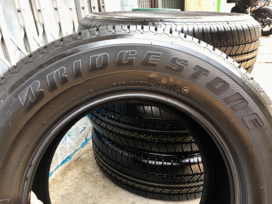 ยางป้ายแดง Bridgestone 265-65-17 ปลายปี 17 ตุ่มเป้งๆ เส้นสีชัดๆ ยางป้ายแดง Bridgestone 265-65-17 ปลายปี 17 ตุ่มเป้งๆ เส้นสีชัดๆ