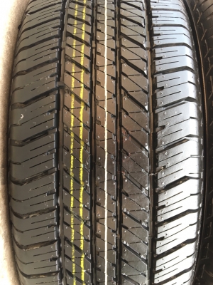ยางป้ายแดง Bridgestone 265-65-17 ปลายปี 17 ตุ่มเป้งๆ เส้นสีชัดๆ