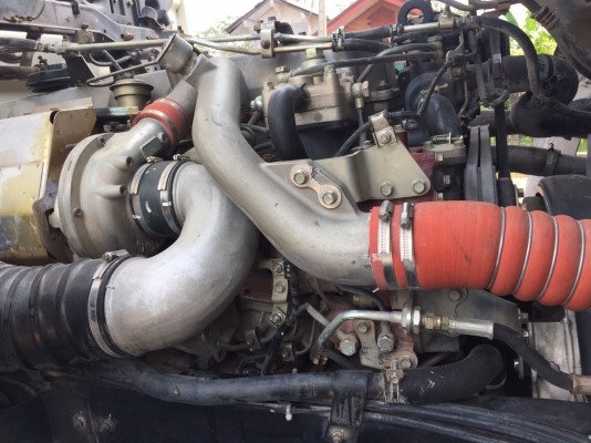 HINO 380 แรง ปลายปี 53 เฟืองช้า แม่ลูกดัมพ์สามมิตร รถวิ่งวัสดุก่อสร้างอย่างเดียว สภาพเดิมๆ ยางดี ทะเบียนพร้อม