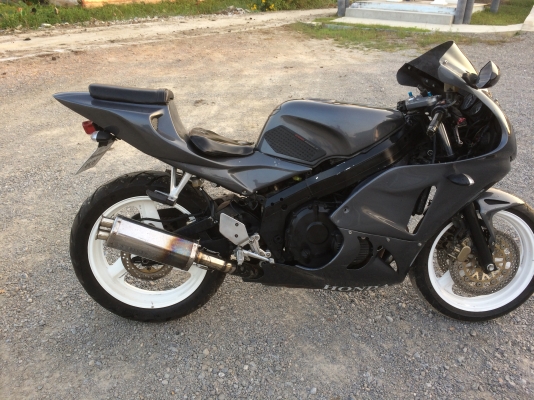 ขาย cbr400 ทะเบียนแท้ขาดต่อ 2ปี ชุดโอนครบ