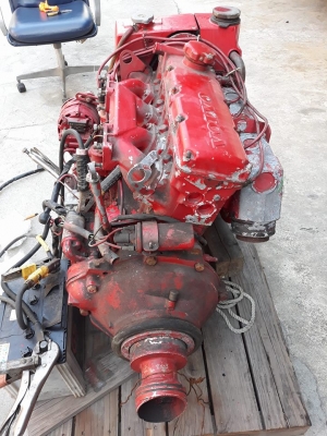 เครื่องVOLVO PENTA เครื่องติดได้ (ไม่มีคาบู) เครื่องVOLVO PENTA เครื่องติดได้ (ไม่มีคาบู)