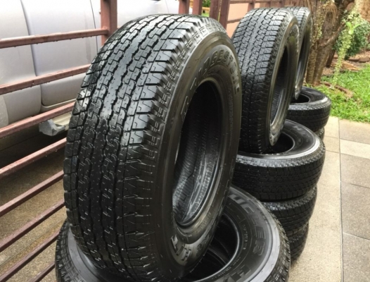 ยาง Bridgestone 245 70 16 ปลายปี17 มีให้เลือก3ชุด ดอกเต็ม เนื้อนิ่มๆ ใช้ยาว ราคาไม่แพง ยาง Bridgestone 245 70 16 ปลายปี17 มีให้เลือก3ชุด ดอกเต็ม เนื้อนิ่มๆ ใช้ยาว ราคาไม่แพง