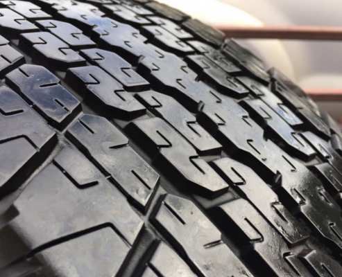 ยาง Bridgestone 245 70 16 ปลายปี17 มีให้เลือก3ชุด ดอกเต็ม เนื้อนิ่มๆ ใช้ยาว ราคาไม่แพง
