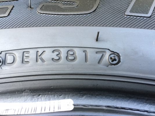 ยาง Bridgestone 245 70 16 ปลายปี17 มีให้เลือก3ชุด ดอกเต็ม เนื้อนิ่มๆ ใช้ยาว ราคาไม่แพง