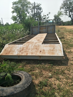 ????ขายหางปลาขึ้นแมคโคร ยาว 6 เมตร เหล็กบีมแทงร้อย สภาพสวยพร้อมใช้งาน ☎ 083-9628875