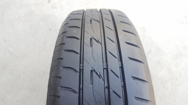 ขายล้อNISSAN March ขอบ15 ยาง175/65/15 ปี 16  4 ล้อ