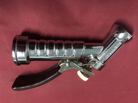 ขายที่รดน้ำต้นไม้ทองเหลืองชุมโครมเมียมMADE IN JAPAN.