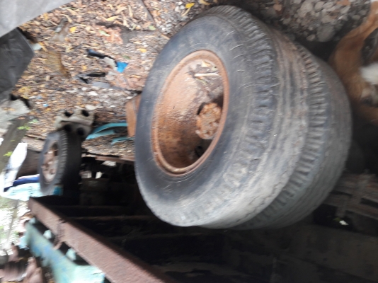 ขายรถisuzu6ล้อเล็ก 100แรง สภาพ60\% เหมาะทำรถอีแต๋น