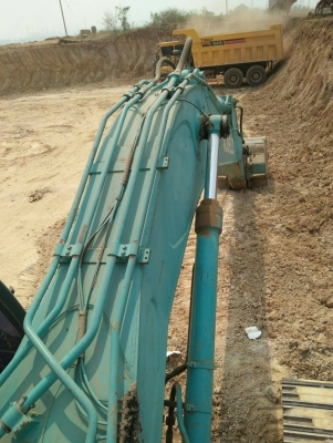 ขายรถแบ็คโฮ KOBELCO SK330-8 สภาพพร้อมใช้งาน เอกสารเล่มทะเบียน