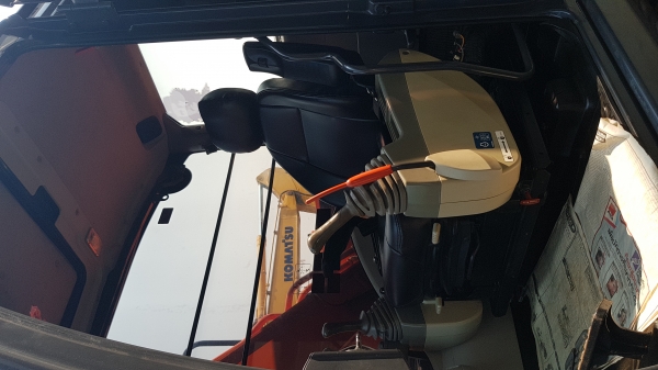 ขายรถแบ็คโฮ HITACHI ZX160LC-5G ใช้งาน 8,592 ชั่วโมง สภาพนางฟ้า เอกสารเล่มทะเบียน