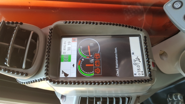 ขายรถแบ็คโฮ HITACHI ZX160LC-5G ใช้งาน 8,592 ชั่วโมง สภาพนางฟ้า เอกสารเล่มทะเบียน