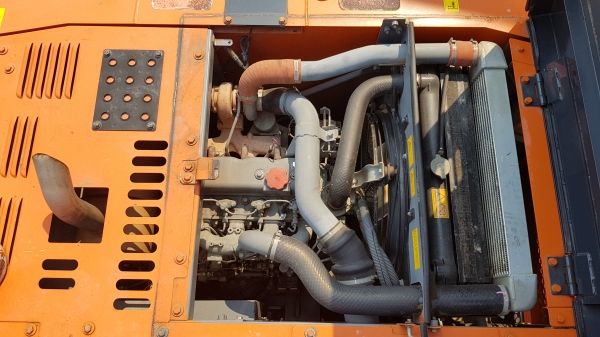 ขายรถแบ็คโฮ HITACHI ZX160LC-5G ใช้งาน 8,592 ชั่วโมง สภาพนางฟ้า เอกสารเล่มทะเบียน