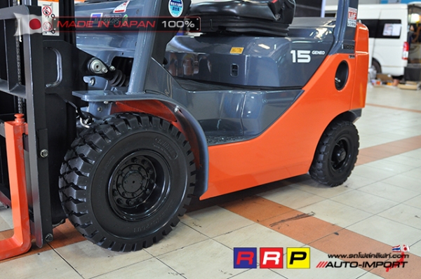 ขายรถโฟล์คลิฟท์มือสอง TOYOTA รุ่น 8FGL15-13669 นำเข้าจากประเทศญี่ปุ่น 100\% ไม่เคยใช้งานในไทย