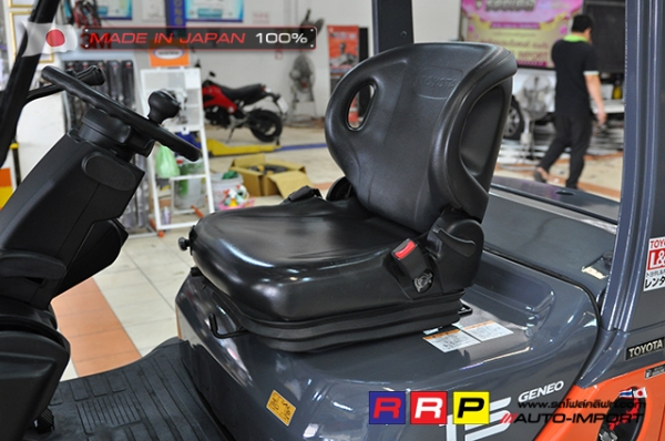 ขายรถโฟล์คลิฟท์มือสอง TOYOTA รุ่น 8FGL15-13669 นำเข้าจากประเทศญี่ปุ่น 100\% ไม่เคยใช้งานในไทย