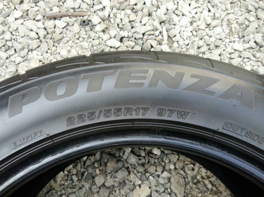 ขายยาง 225/55R17 บริดจสโตน โพเทนซ่า RE003 ปลายปี15 ดอกยางหนาสดสวยเท่ากัน ชุดละ 3900 บาท