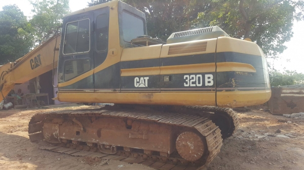 ขายรถแบคโฮ CAT320Bโซ่หนาไหฟ้าเต็มเอกสารทะเบียน ขายรถแบคโฮ CAT320Bโซ่หนาไหฟ้าเต็มเอกสารทะเบียน