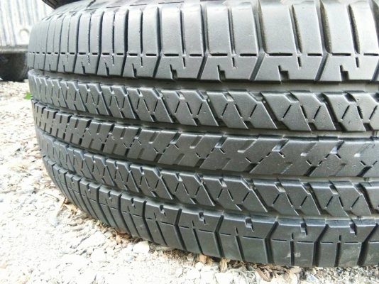 ขายยาง 265/60R18 บริดจสโคน ปลายปี16 ดอกยางเต็มสวยสดไม่ร้าวไม่ปะใช้งานมากน้อยมาก ชุดละ 8900 บาท
