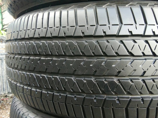 ขายยาง 265/60R18 บริดจสโคน ปลายปี16 ดอกยางเต็มสวยสดไม่ร้าวไม่ปะใช้งานมากน้อยมาก ชุดละ 8900 บาท