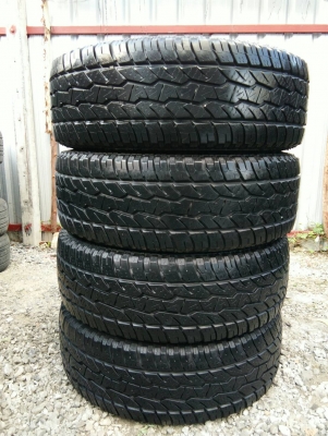 ขายยาง 265/70R16 MAXXIS BARVO A/T ปี16 ดอกยางเต็มสวยสดไม่แตกลายไม่ปะใช้งานกันยาวๆ ชุดละ 6500 บาท