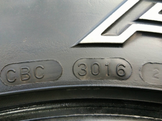 ขายยาง 265/70R16 MAXXIS BARVO A/T ปี16 ดอกยางเต็มสวยสดไม่แตกลายไม่ปะใช้งานกันยาวๆ ชุดละ 6500 บาท