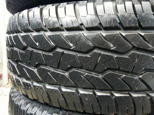 ขายยาง 265/70R16 MAXXIS BARVO A/T ปี16 ดอกยางเต็มสวยสดไม่แตกลายไม่ปะใช้งานกันยาวๆ ชุดละ 6500 บาท