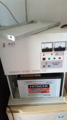 เครื่องจ่ายพลังงานฉุกเฉิน 12 โวลล์