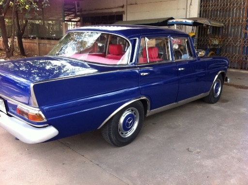 ขาย BENZ หางปลา 200D