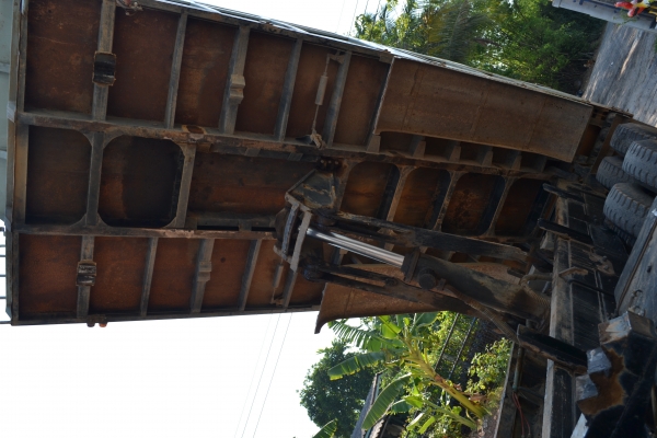 ขายรถพ่วง ISUZU นางฟ้า 195(ตัวลูกแยกขาย  480,000)