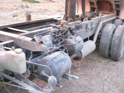 คันแรก ขาย Hino FM1JNPD สองเพลาดั้มพ์เกษตรมีระบบลากลูก ไม่มีลูก สภาพไม่มีที่ติสวยมาก ใช้งานไปแค่ 170000 กิโลเมตร เครื่อง HO7C Turbo คัซซี FM1JNPD-xxxx รถปี 47 เจ้าของขายเอง ราคา 2170000 ต่อรองได้ เครื่องดี คัซซีสวย กระบะไม่มีติ ยางเต็ม รับรองความสวย ราคา