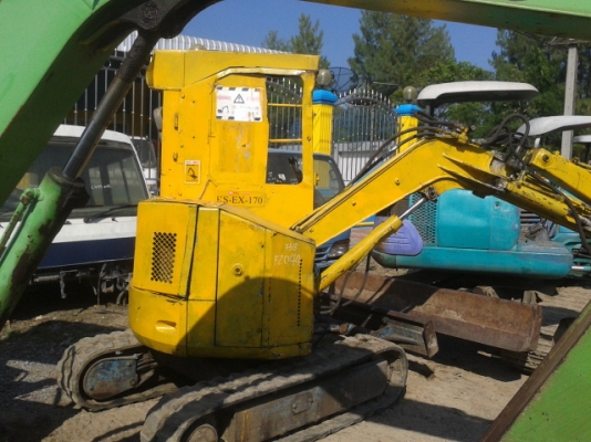 ขายรถขุด komatsu pc12uu เก่านอกยังไม่เคยใช้งานในไทย