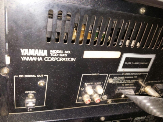 ขายเครื่องเสียง 2 ชุด ถูกๆ  yamaha 1 ชุด and shrp 1 ตู้ ชุดละ1500(เหมา2ชุด=2000บาท)