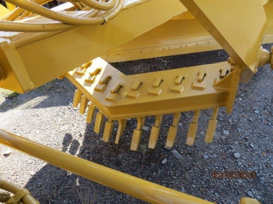 รถเกรด CAT 12G 61M Series,9582Hr.รถนอกนำเข้า จากญี่ปุ่นสภาพดีมากครับ ติดต่อ มานะ  085-9049669