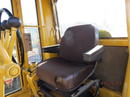 รถเกรด CAT 12G 61M Series,9582Hr.รถนอกนำเข้า จากญี่ปุ่นสภาพดีมากครับ ติดต่อ มานะ  085-9049669