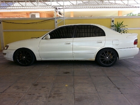 ฟรีดาวน์ ท้ายโด่ง 93 TOP ABS เครื่อง2.0 ออโต้ แก๊ส จัดผ่านรับรถเลย