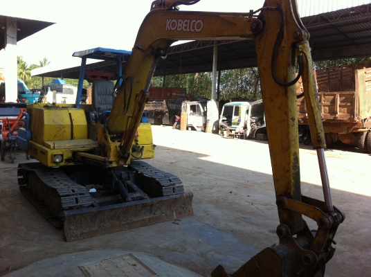 ขายรถแมคโค YANMA PC50