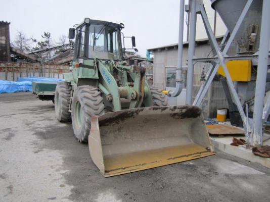 เก่านอกแท้ ค่ะ 910F จากญี่ปุ่น สภาพสวยพร้อมใช้งานแน่นอน สนใจโทรเลยค่ะ 087-3310254 เจี๊ยบค่ะ