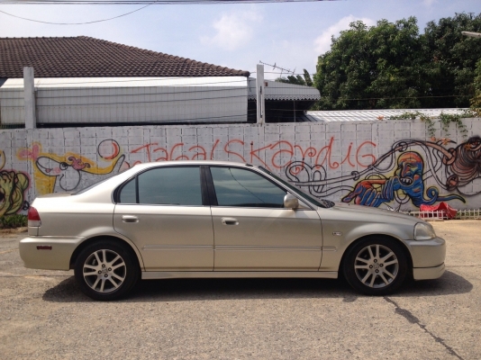 ขาย HONDA CIVIC ตาโต ปี98 AUTO ติดแก็ส