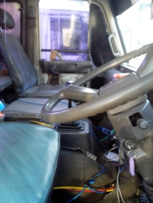 รถ10ล้อติดเครน  UD