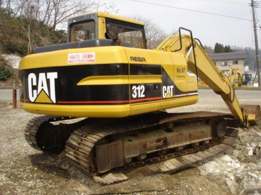 เก่านอกแท้ ค่ะ รถขุด Caterpillar 312  จากญี่ปุ่น สภาพสวยพร้อมใช้งานแน่นอน สนใจโทรเลยค่ะ 087-3310254 เจี๊ยบค่ะ