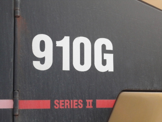 เก่านอกแท้ ค่ะ รถตักล้อยาง 910G-2  จากญี่ปุ่น สภาพสวยพร้อมใช้งานแน่นอน สนใจโทรเลยค่ะ 087-3310254 เจี๊ยบค่ะ