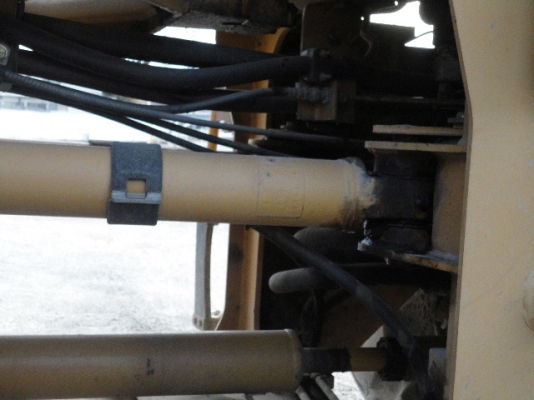 เก่านอกแท้ ค่ะ รถตักล้อยาง 910G-2  จากญี่ปุ่น สภาพสวยพร้อมใช้งานแน่นอน สนใจโทรเลยค่ะ 087-3310254 เจี๊ยบค่ะ