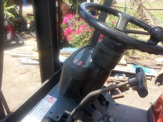 ขาย โฟรคลิฟ toyota เครื่องเบ็นซิล 2.5 ตัน เกียร์ออโต้ สภาพพร้อมใช้ครับ