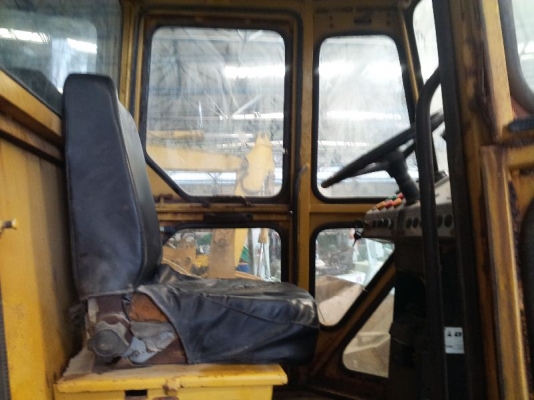 รถบด CA25D # 576581 : รถจอดอยู่ฟรีโซนบางพลี: โทร.กุ้ง:TOS:081-3062283